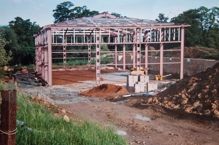 1991 sports hall being built Concord College